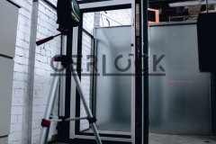 Final-quality-control-with-laser-verification-after-assembling-Gerlock-doors